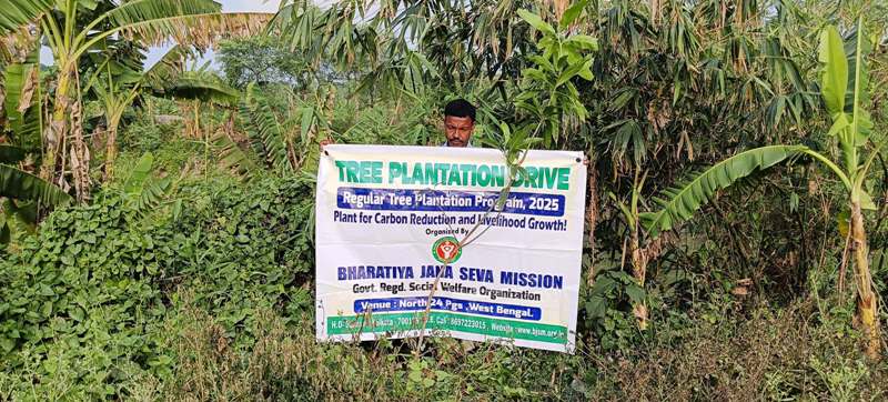Tree Plantation Drive to Protect Lives & Livelihoods in Kolkata